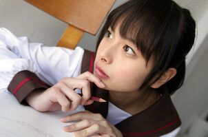 Japanese schoolgirms gams photos